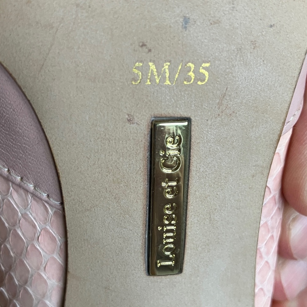 Louise et Cie Blush Pink Pointed-Toe Stiletto Pumps - Picture 4 of 4